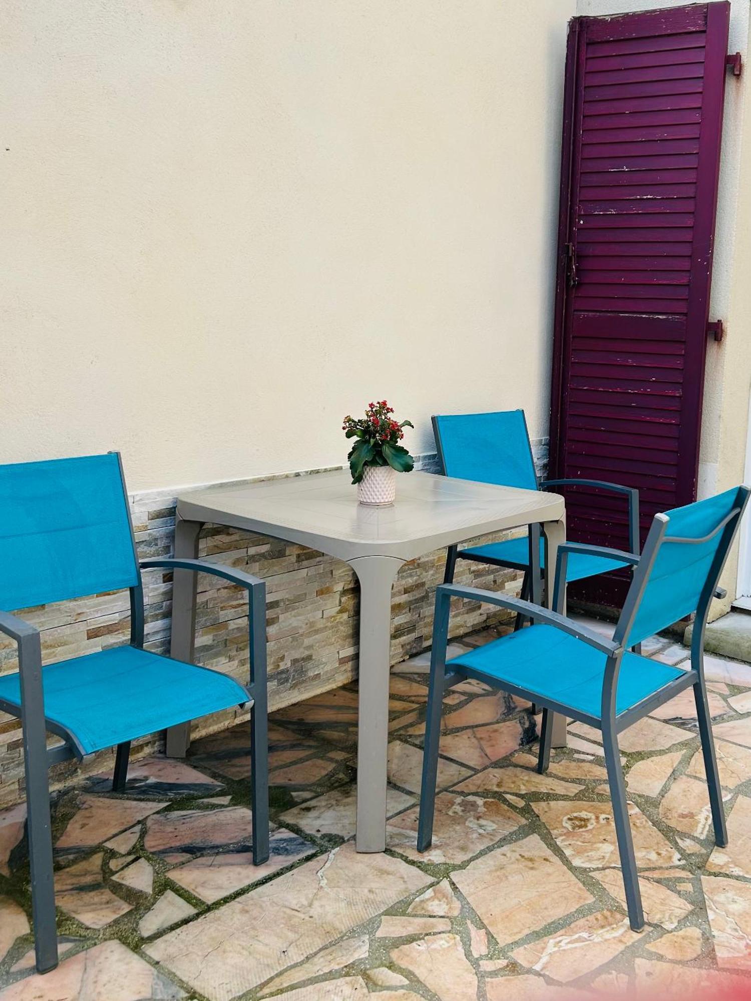 Cozy Apartment Bussy-Saint-Georges Bilik gambar