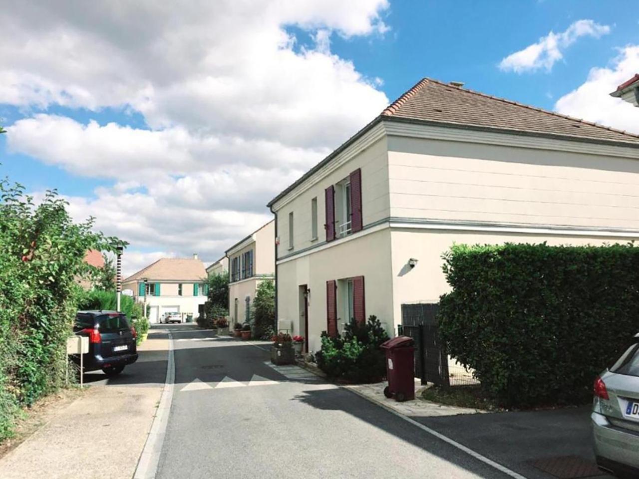 Cozy Apartment Bussy-Saint-Georges Luaran gambar