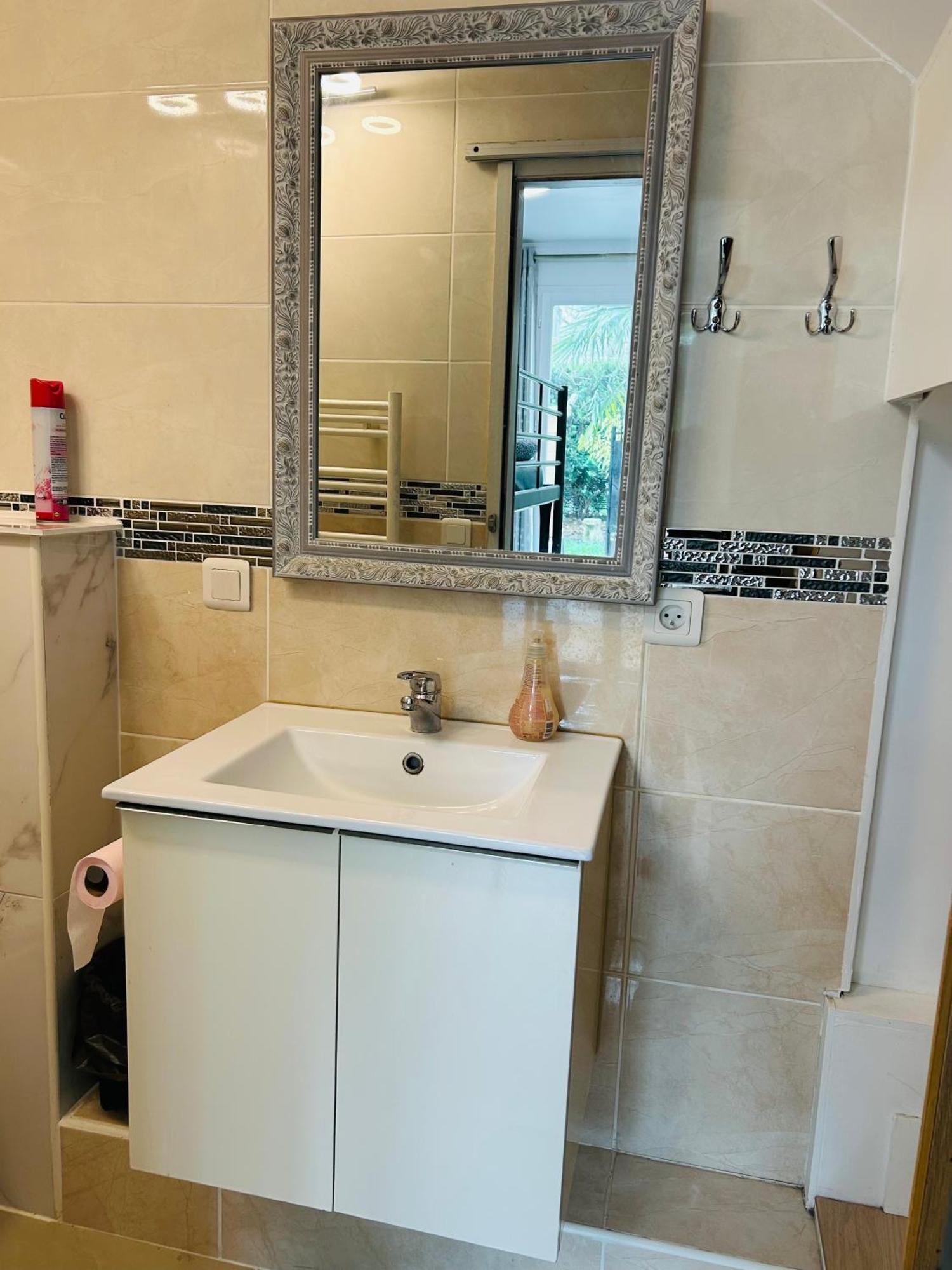 Cozy Apartment Bussy-Saint-Georges Luaran gambar